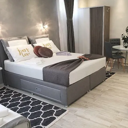 Sette Stanze Affittacamere 4*