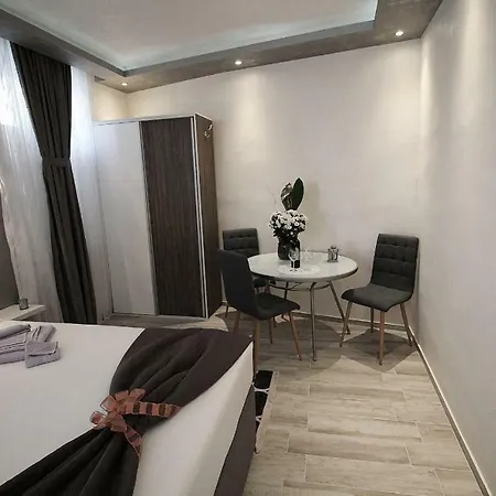 Sette Stanze Affittacamere 4*